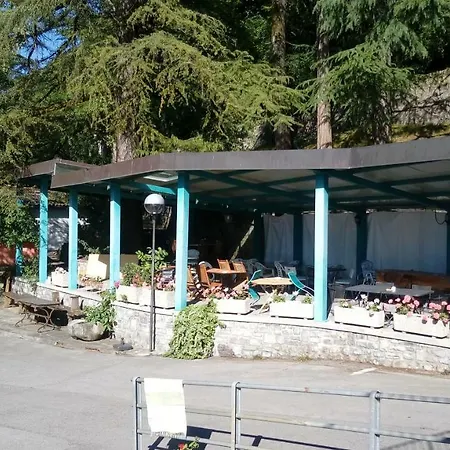 Camping Grotte Di Rescia Claino