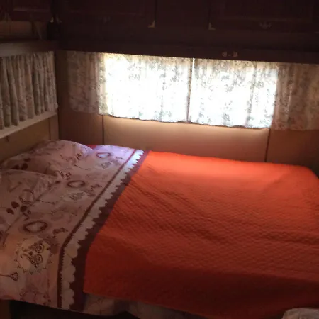 Camping Grotte Di Rescia 营地 Claino
